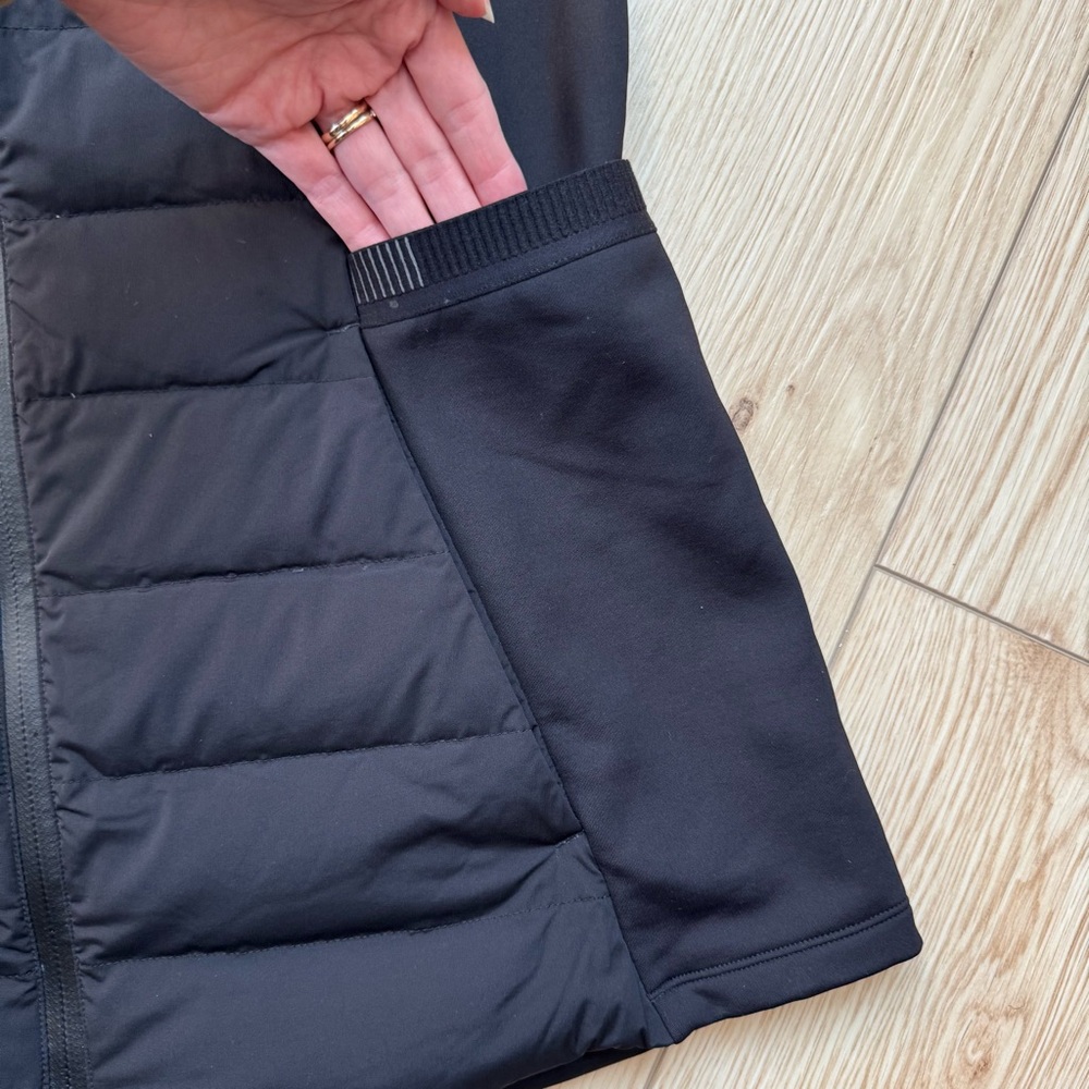 lululemon down for it all black vest size 8 - Picture 3 of 12